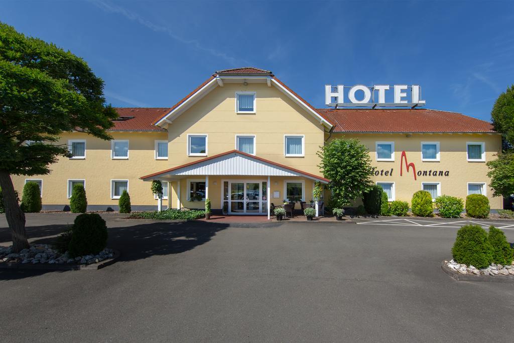 Hotel Montana Diemelstadt Exterior photo